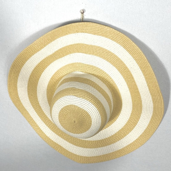 Shade & Shore Striped Tan and White Sun Hat - Picture 6 of 12